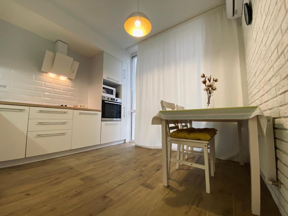 Scandinavian Apartment На Марсельской Kryschaniwka Exterior foto